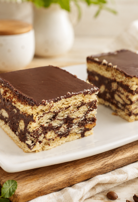 No-Bake Schoko-Keks-Kuchen mit Walnüssen