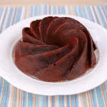 Einfacher Apfelkuchen mit Butter und Mandeln