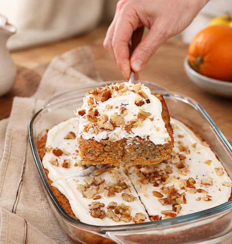 Saftiger Karotten-Bananen-Kuchen mit Mandelmehl
