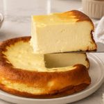 Gesunder Dattel-Hafer-Kuchen ohne raffinierten Zucker