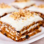 Apfel-Joghurt-Pfannküchlein mit Zitronenschale