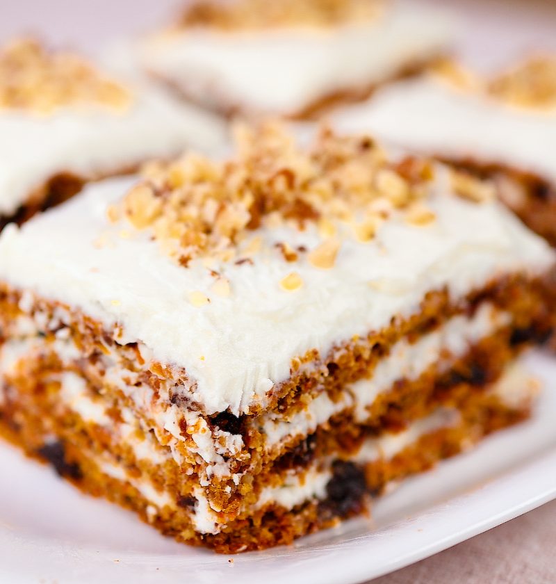Hafer-Karotten-Torte mit Mascarpone-Joghurt-Creme